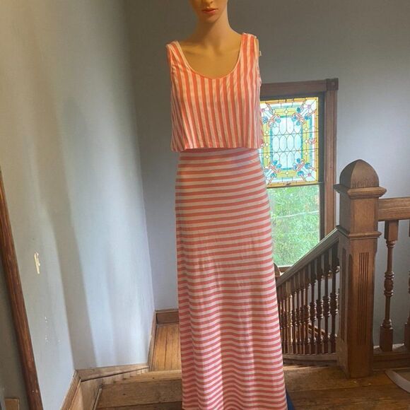 Ya Los Angeles Maxi Dress -- Size Medium - Picture 1 of 5